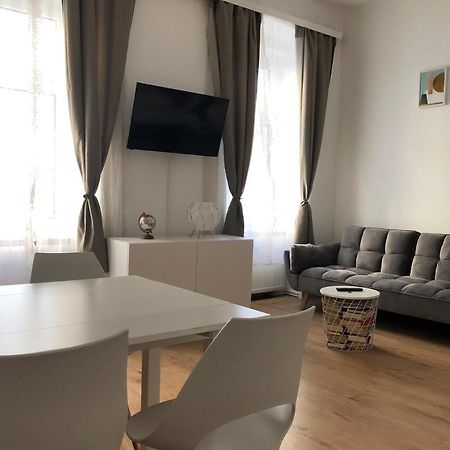 Central Apartment Near Subway Station 2 Viena Exterior foto